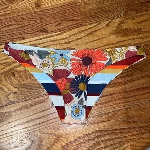Ripcurl reversible bikini bottom - medium